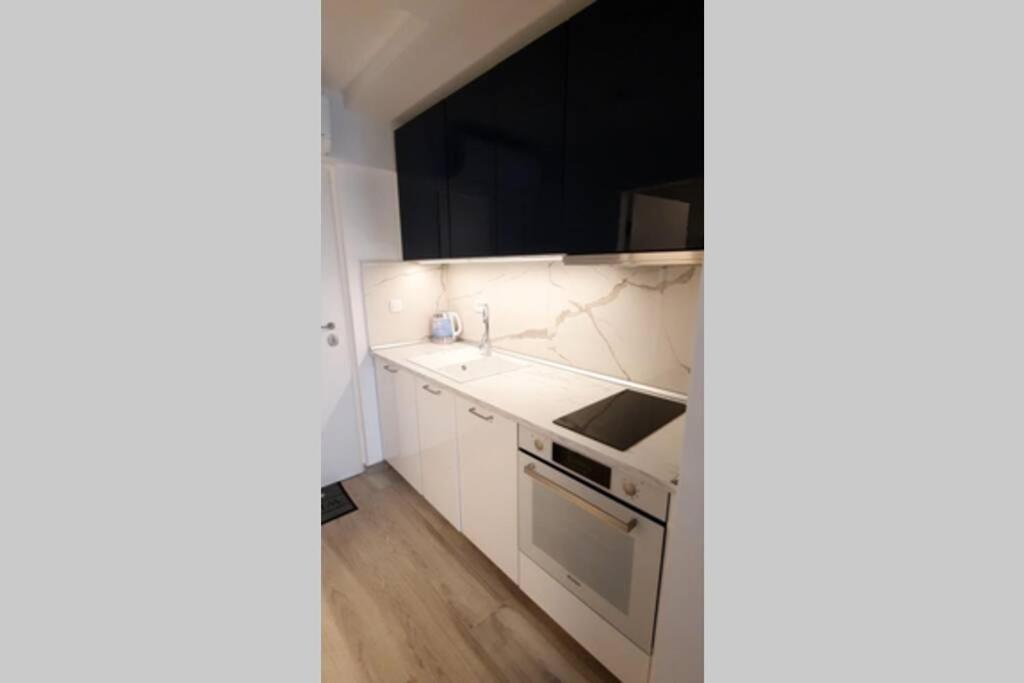 Maria, Modern Studio Apartment With Private Parking دوبروفينك المظهر الخارجي الصورة